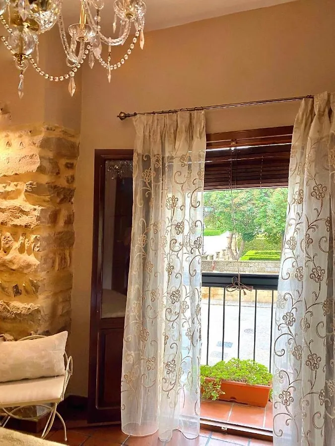 Balcones Con Encanto - Vistas Al Conjunto Monumental Patrimonio De La Humanidad Úbeda
