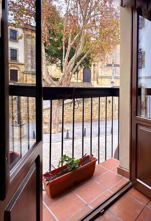 Balcones Con Encanto - Vistas Al Conjunto Monumental Patrimonio De La Humanidad Ubeda